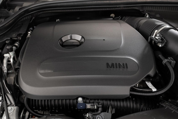 2024 MINI Cooper F66 S Favoured Hatch