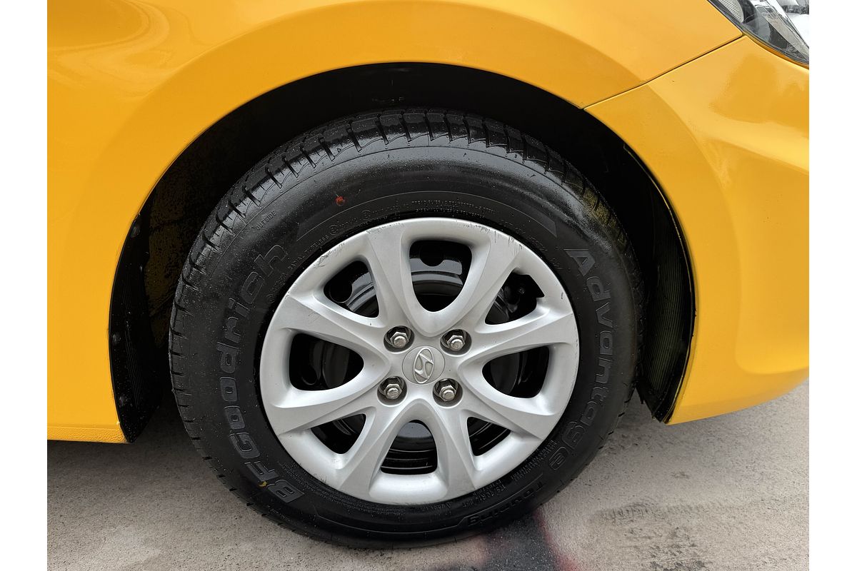 2014 Hyundai Accent RB2 Active Hatch Image 10