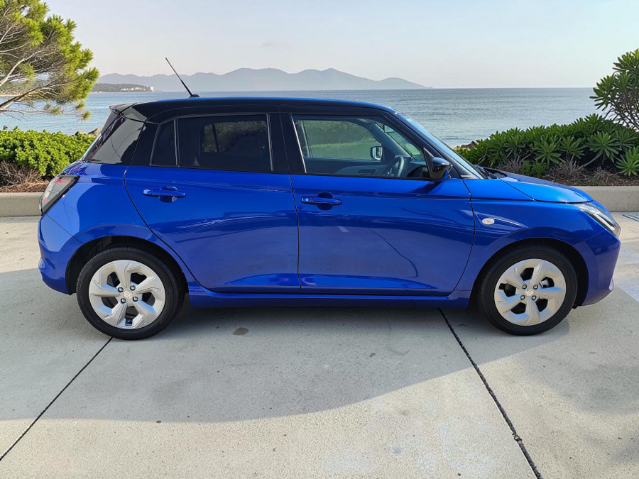 2025 Suzuki Swift UZ Hybrid Plus Hatch Image 2