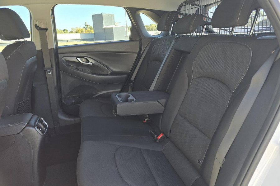 2021 Hyundai i30 PD.V4 Hatch Image 25