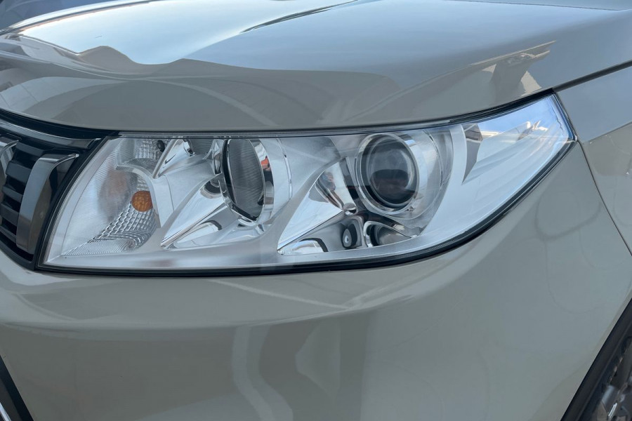 2022 Suzuki Vitara LY Series II Turbo SUV Image 13