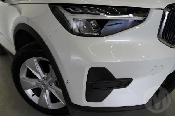 2025 MY26 Volvo XC40 XZ Plus B4 SUV Image 4
