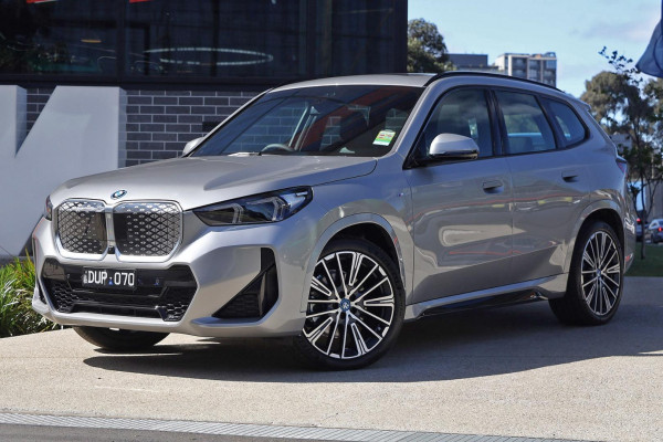 2025 BMW iX1 U11 xDrive30 M Sport SUV image 2