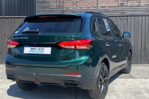 2026 MG ZS Essence Hybrid+ SUV Image 3