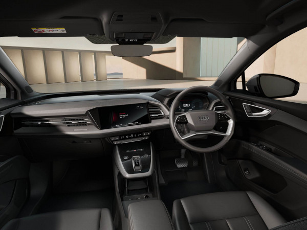 2025 Audi Q4 e-tron F4 45 SUV image 7