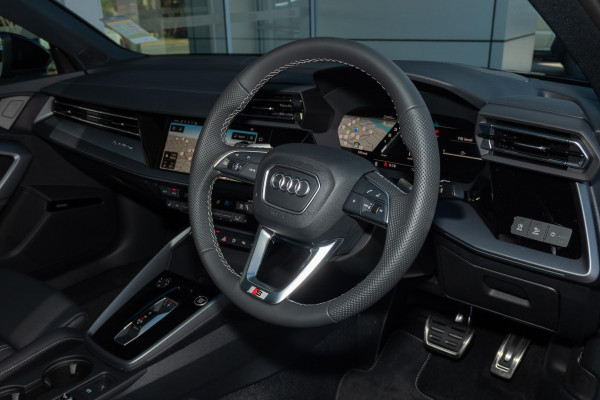 2025 Audi A3 GY TFSI 150kW S line Sedan image 6
