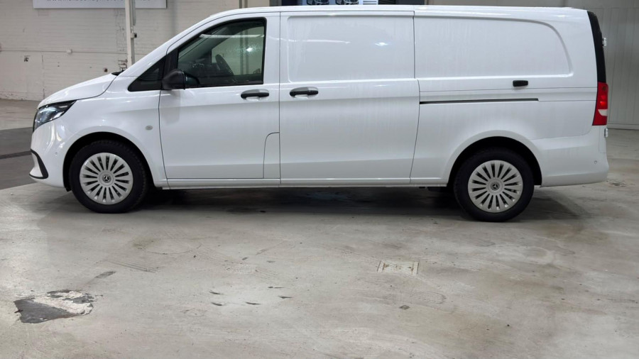 2026 Mercedes-Benz Vito 447 116CDI LWB Van Image 5