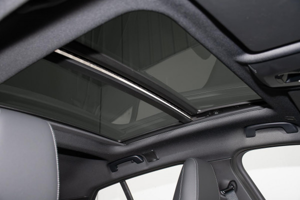 2025 BMW 1 Series F70 M135 xDrive Hatch image 11