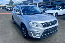 Suzuki Vitara (No Badge) LY Series II