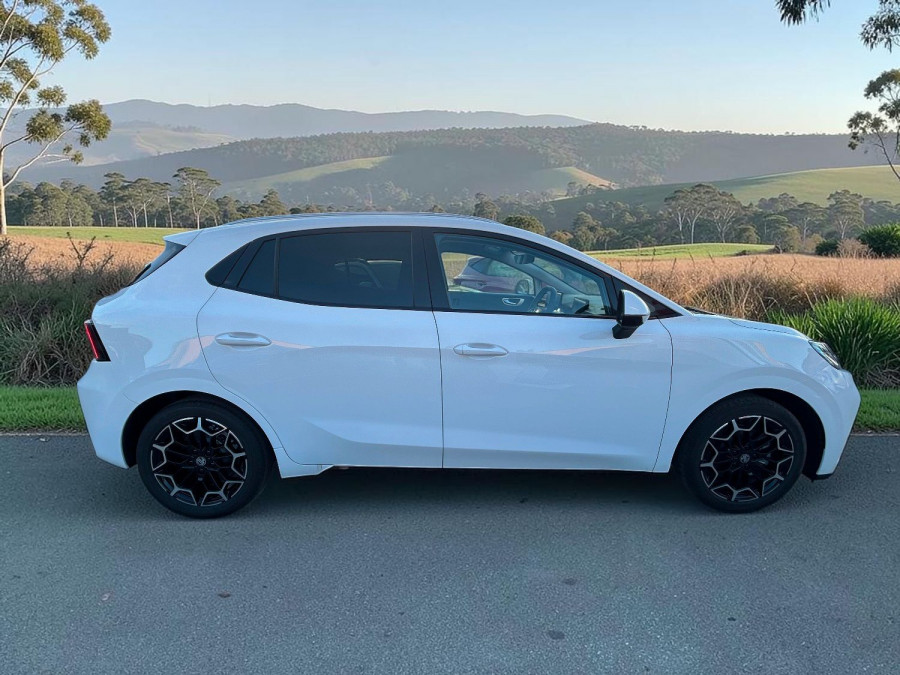 2026 MG MG4 EV Urban AH4E Essence 43 Hatch Image 2
