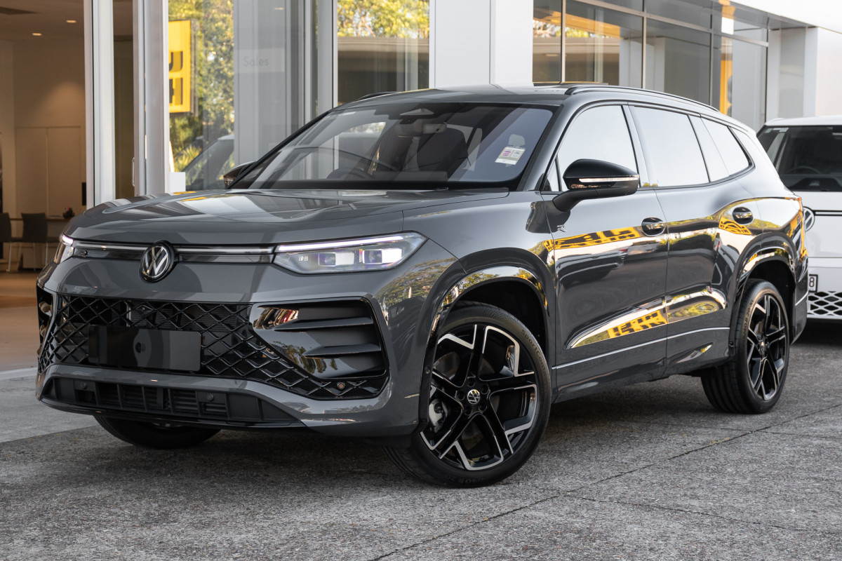 2025 MY26 Volkswagen Tayron R4 195TSI R-Line SUV