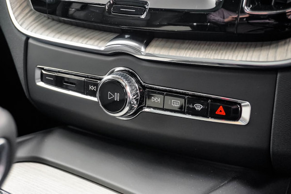 2019 Volvo XC60 UZ D4 Inscription Suv