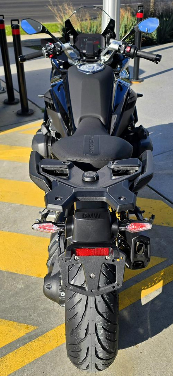2026 BMW R 1300 RS Triple Black R 1300 image 22