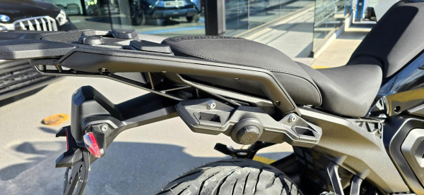 2026 BMW R 1300 RS Triple Black R 1300 image 4
