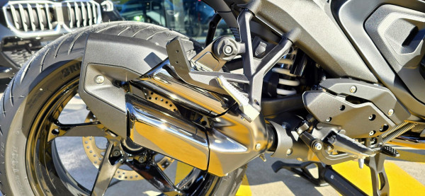 2026 BMW R 1300 RS Triple Black R 1300 image 5