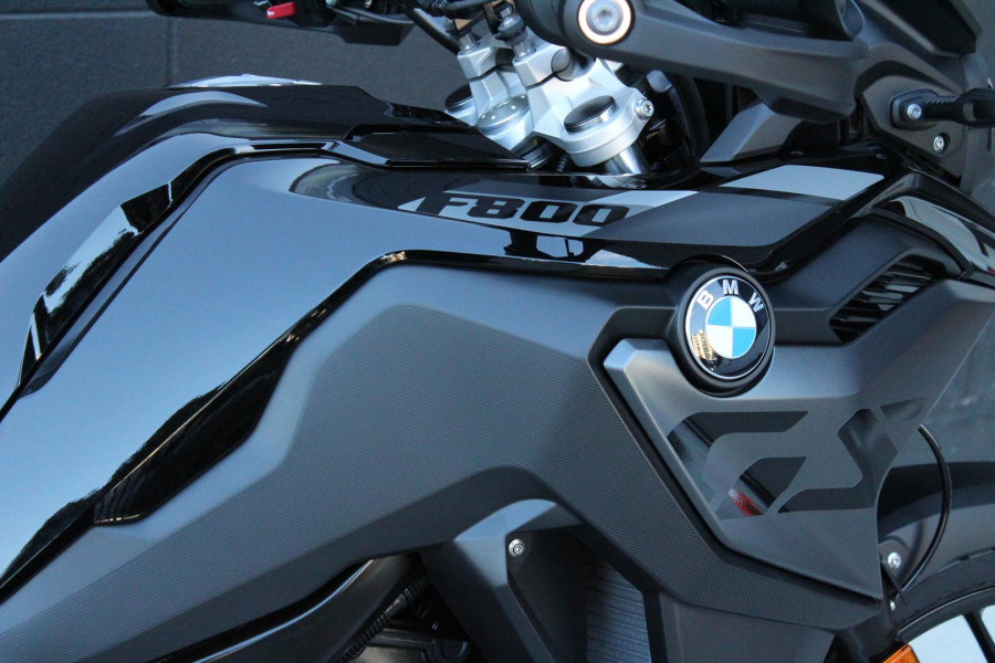 2026 BMW F 800 GS Triple Black F 800