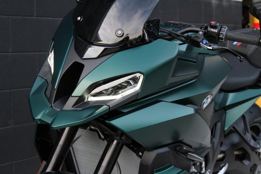 2026 BMW M 1000 XR M 1000