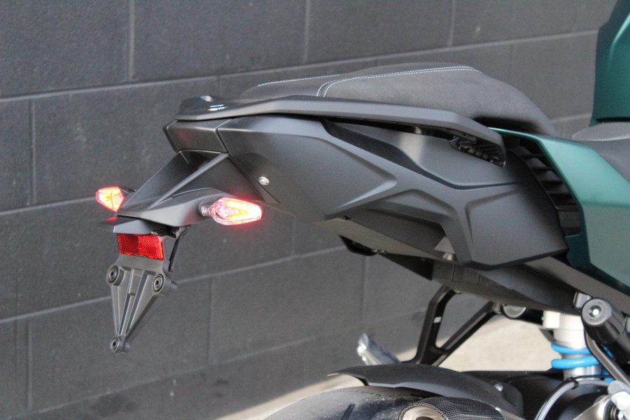 2026 BMW M 1000 XR M 1000