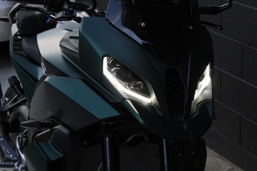 2026 BMW M 1000 XR M 1000