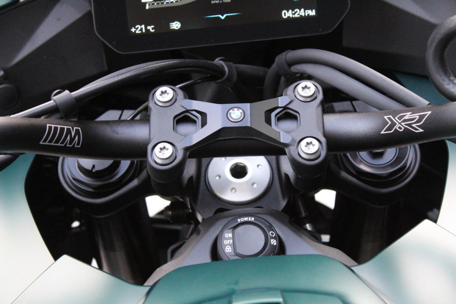 2026 BMW M 1000 XR M 1000