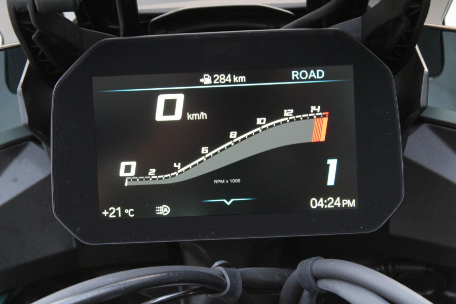2026 BMW M 1000 XR M 1000