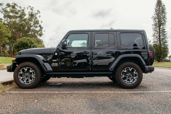 2023 MY24 Jeep Wrangler JL Unlimited Overland SUV