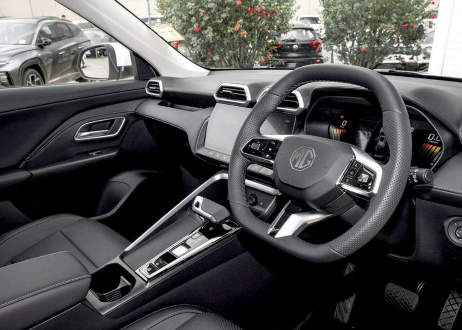 2026 MG ZS ZS32 Essence Hybrid+ SUV Image 6