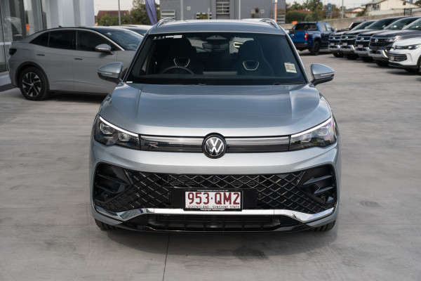 2026 Volkswagen Tiguan CT 150TSI R-Line SUV Image 4