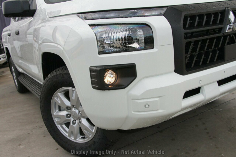 2026 Mitsubishi Triton MV GLX+ Ute Image 2