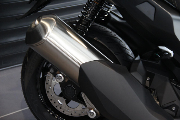 2025 BMW C 400 X ion C 400 image 12