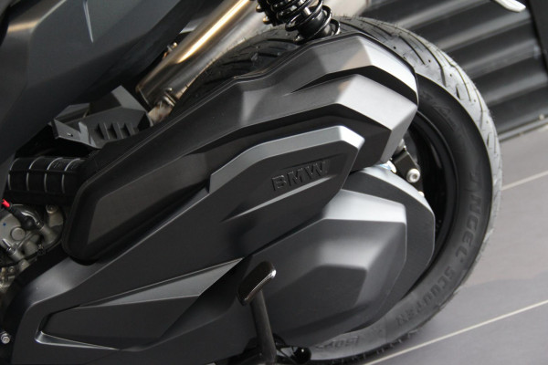 2025 BMW C 400 X ion C 400 image 13
