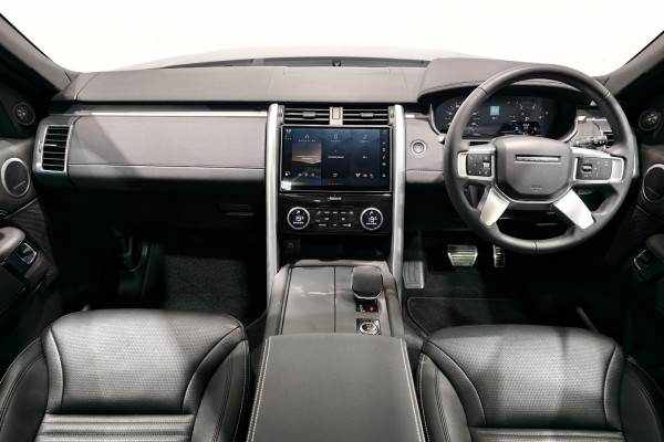 2025 Land Rover Discovery Series 5 D350 Dynamic SE SUV Image 10