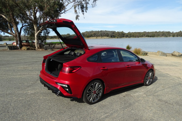 2019 MY20 Kia Cerato BD GT Hatch Image 8