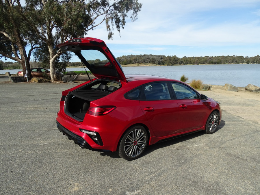 2019 MY20 Kia Cerato BD GT Hatch Image 8