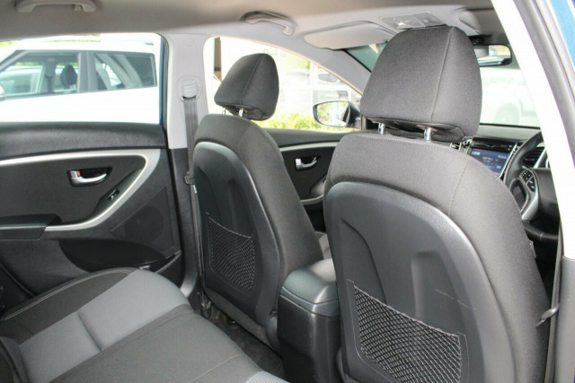 2014 [SOLD]    Mobile Image 22