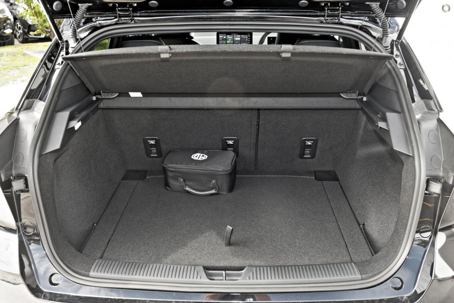2024 MG MG4 MEH32 Essence 64 150kW Hatch Image 9