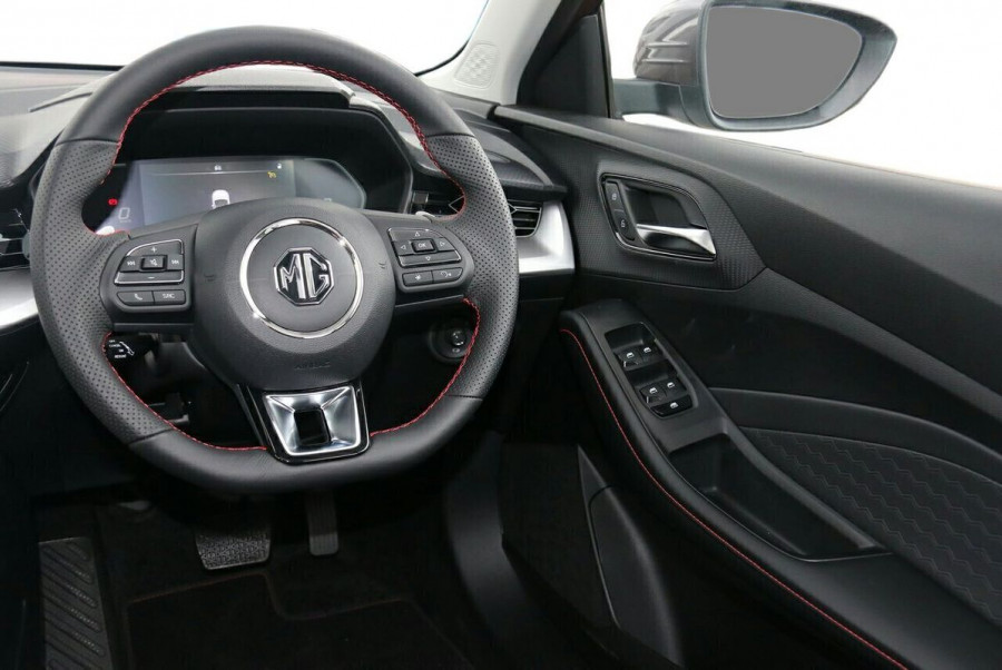 2025 MG MG5 Essence Sedan Image 7