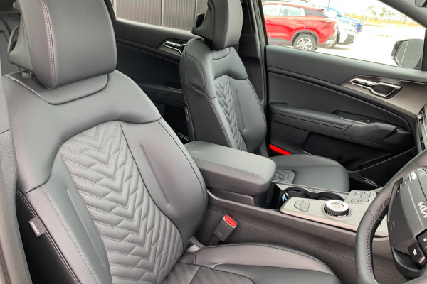 2026 Kia Sportage NQ5 PE GT-Line SUV Image 11