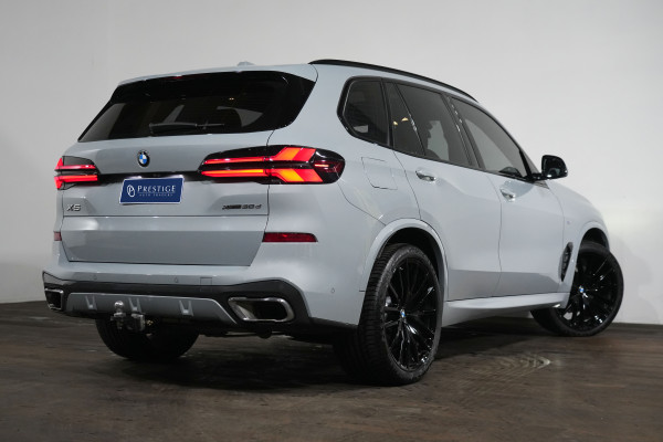 2023 BMW X5 xDrive30d M Sport SUV Image 7