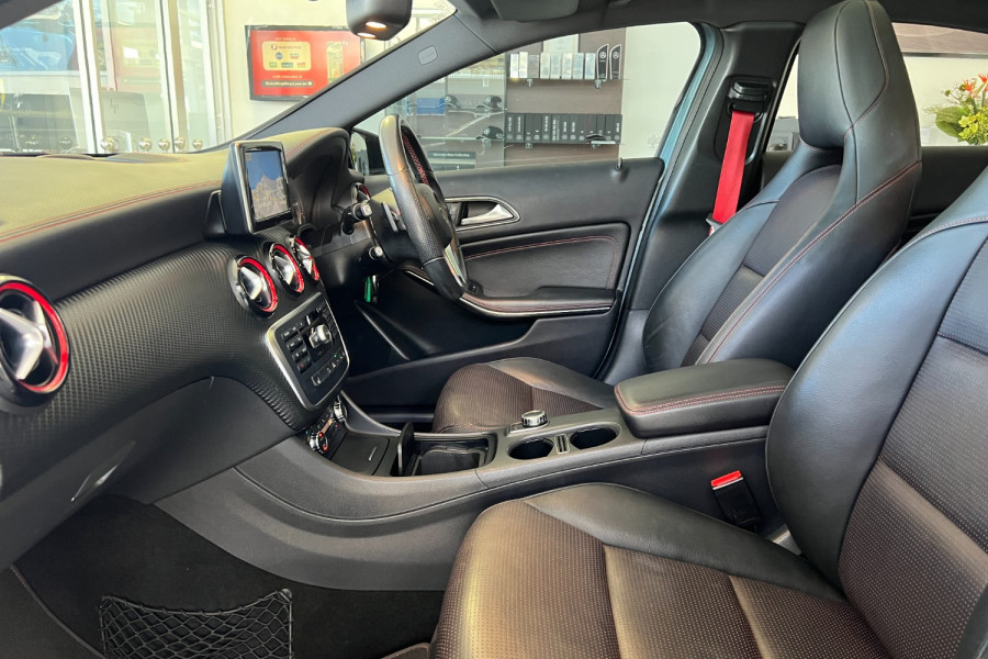 2013 Mercedes-Benz A-Class W176 A250 Hatch Image 20