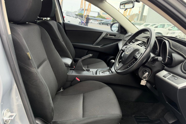 2012 Mazda 3 BL Series 2 Neo Sport Hatch Image 12
