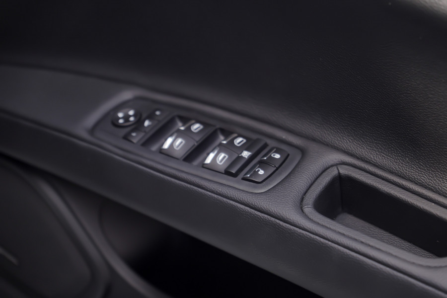 2022 Maserati Ghibli M157 Modena Sedan Image 17