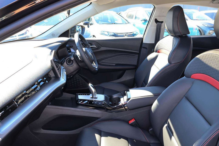 2026 MY25 MG MG5 AP32 Essence Sedan Image 8