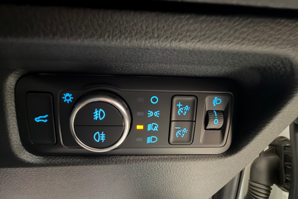 2025 MY25.5 Ford Everest UB Sport SUV Image 29