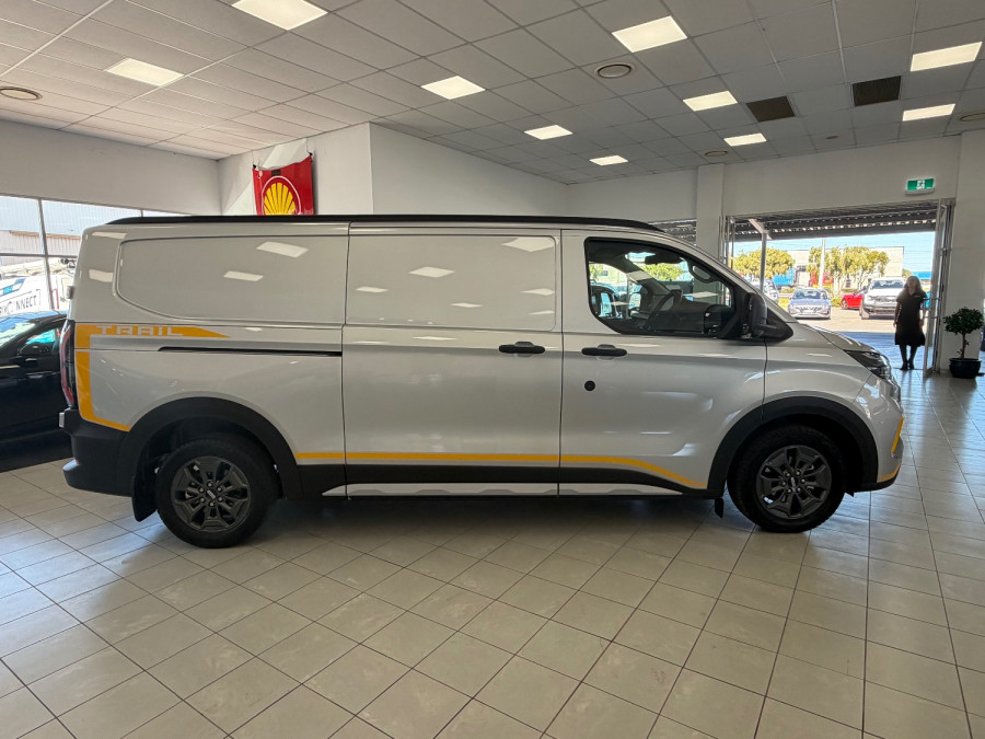 2026 MY26.5 Ford Transit Custom AV Trail LWB Van Image 8