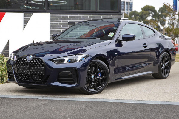 2025 BMW 4 Series G22 LCI 430i M Sport Coupe image 3