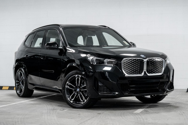 BMW iX1 xDrive30 M Sport U11