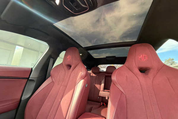 2025 MG MG7  Essence Sedan Image 17
