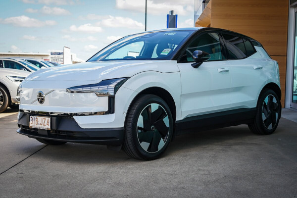 2023 MY24 Volvo EX30  Single Motor Extended Range Ultra SUV Image 2