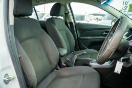 2012 Holden Cruze JH Series II CD Sedan